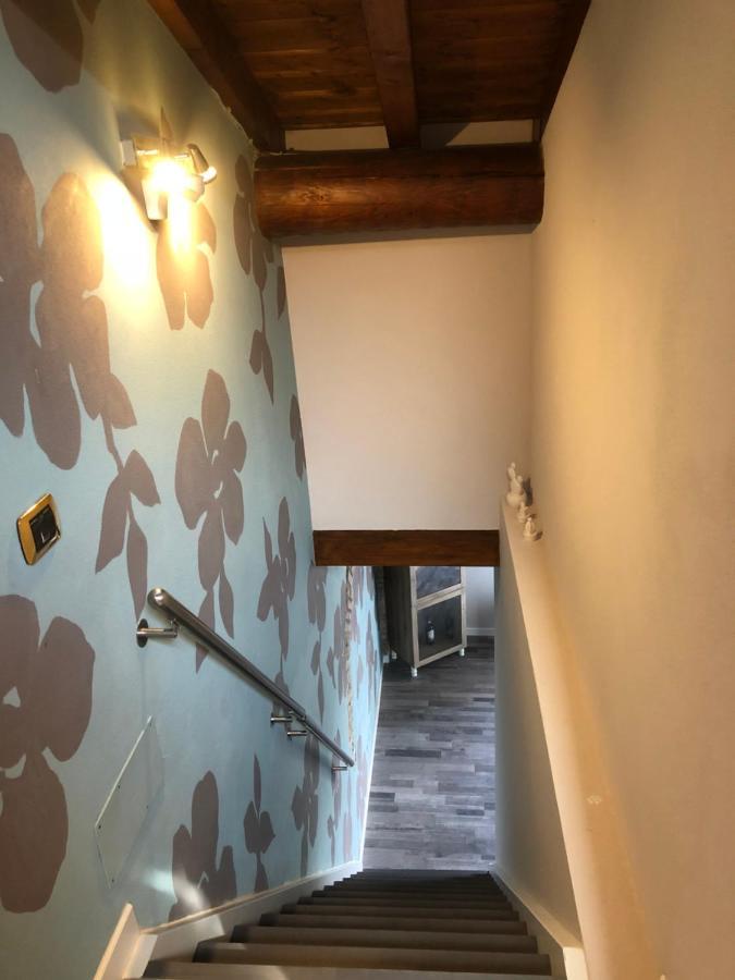 Garda Family House Hotel Desenzano del Garda Ngoại thất bức ảnh
