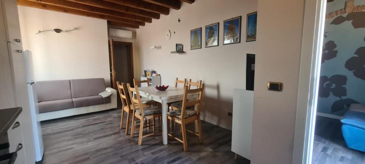 Garda Family House Hotel Desenzano del Garda Ngoại thất bức ảnh